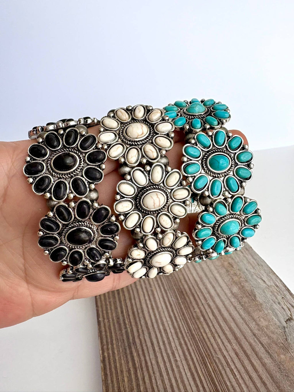 Western Concho Stone Stretch Bracelet: Black
