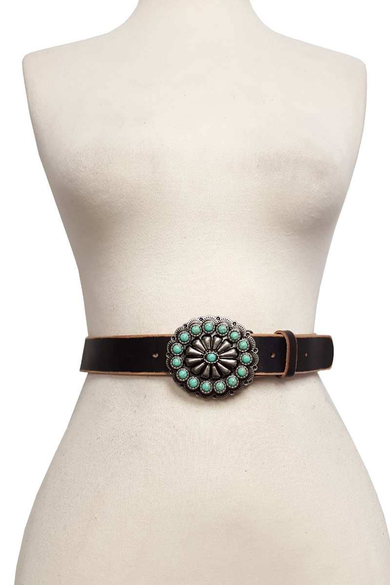 Buckle: Oval Western Turquoise Stone Belt Buckle: Cream