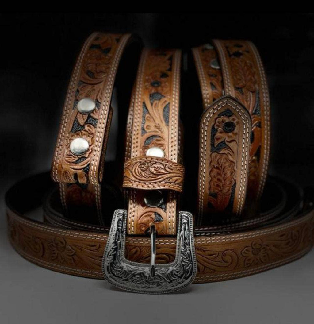 Leather Light Brown Belt with Vintage Silver Buckle: 44