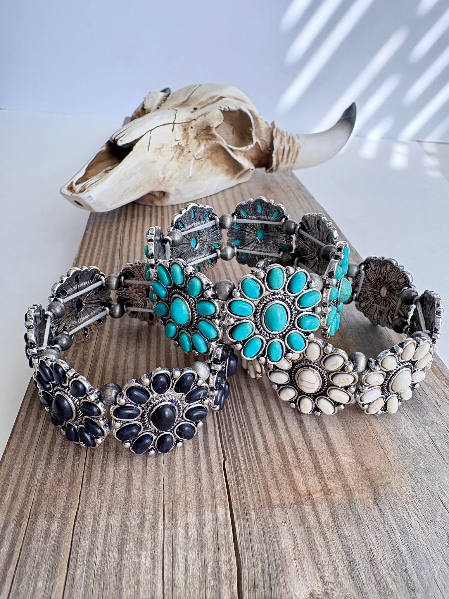 Western Concho Stone Stretch Bracelet: Black