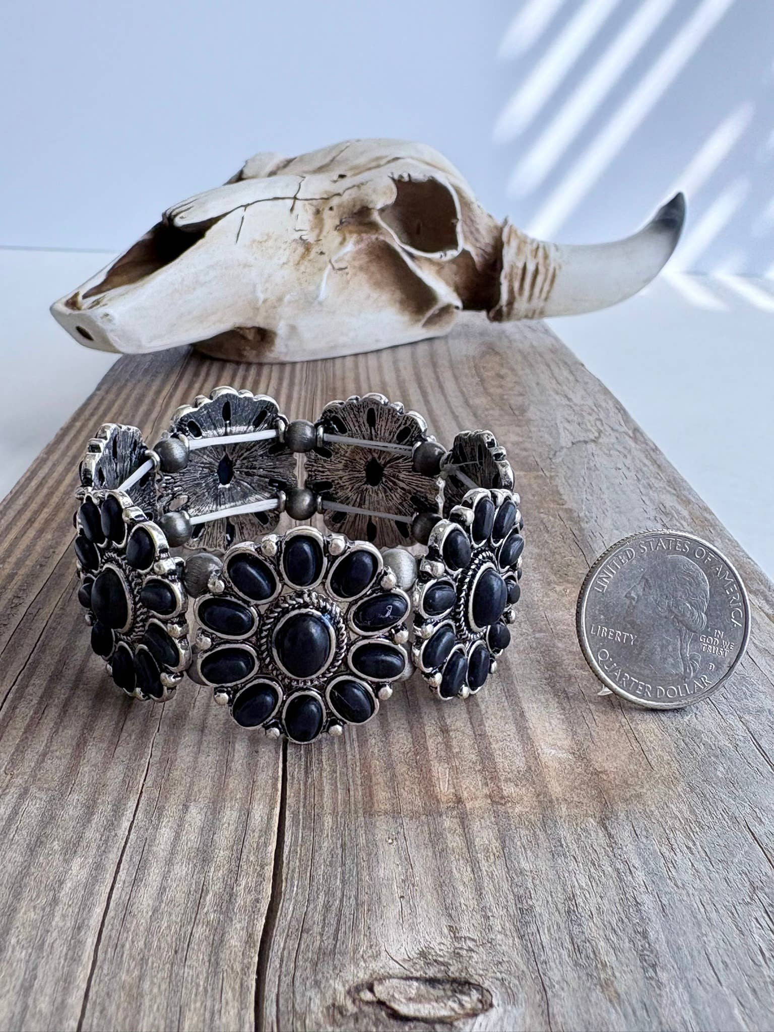 Western Concho Stone Stretch Bracelet: Black