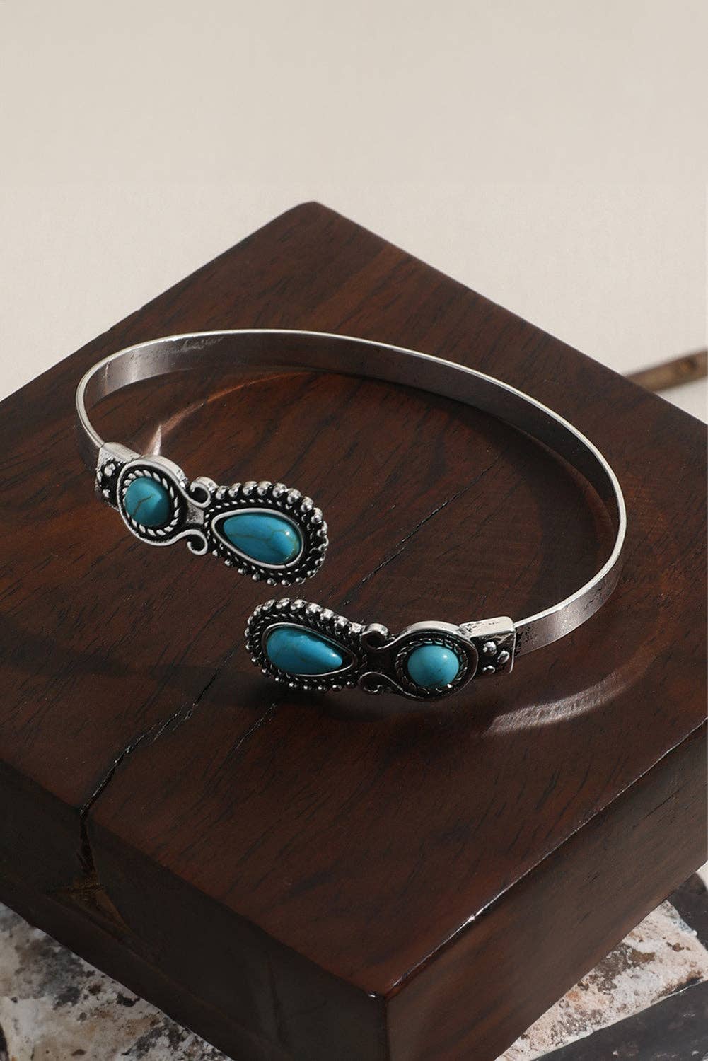 Skobeloff Western Turquoise Stone Bracelet: Skobeloff / 100%Alloy / ONE SIZE