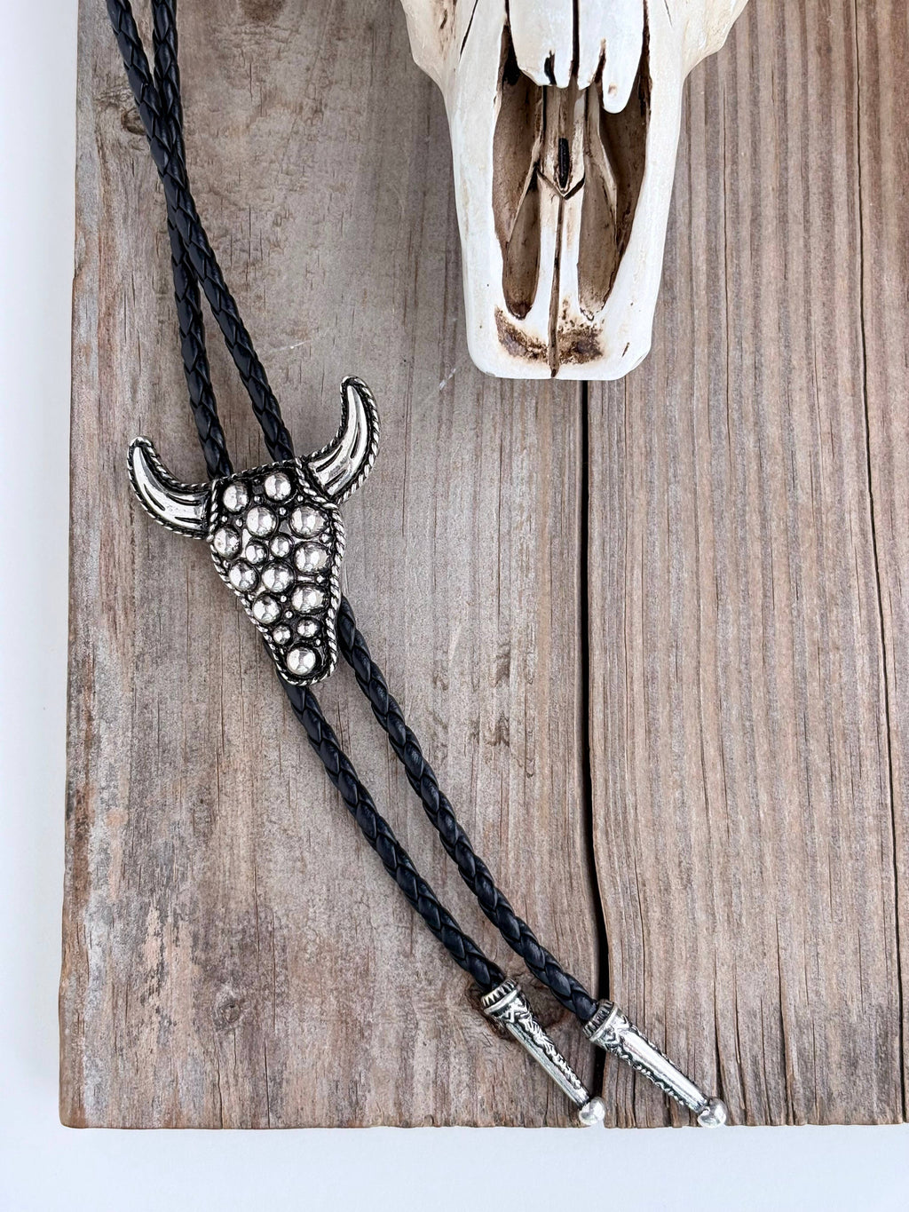 Western Style Bolo Tie Pendant w/ Leather Cord Necklace: Steerhead