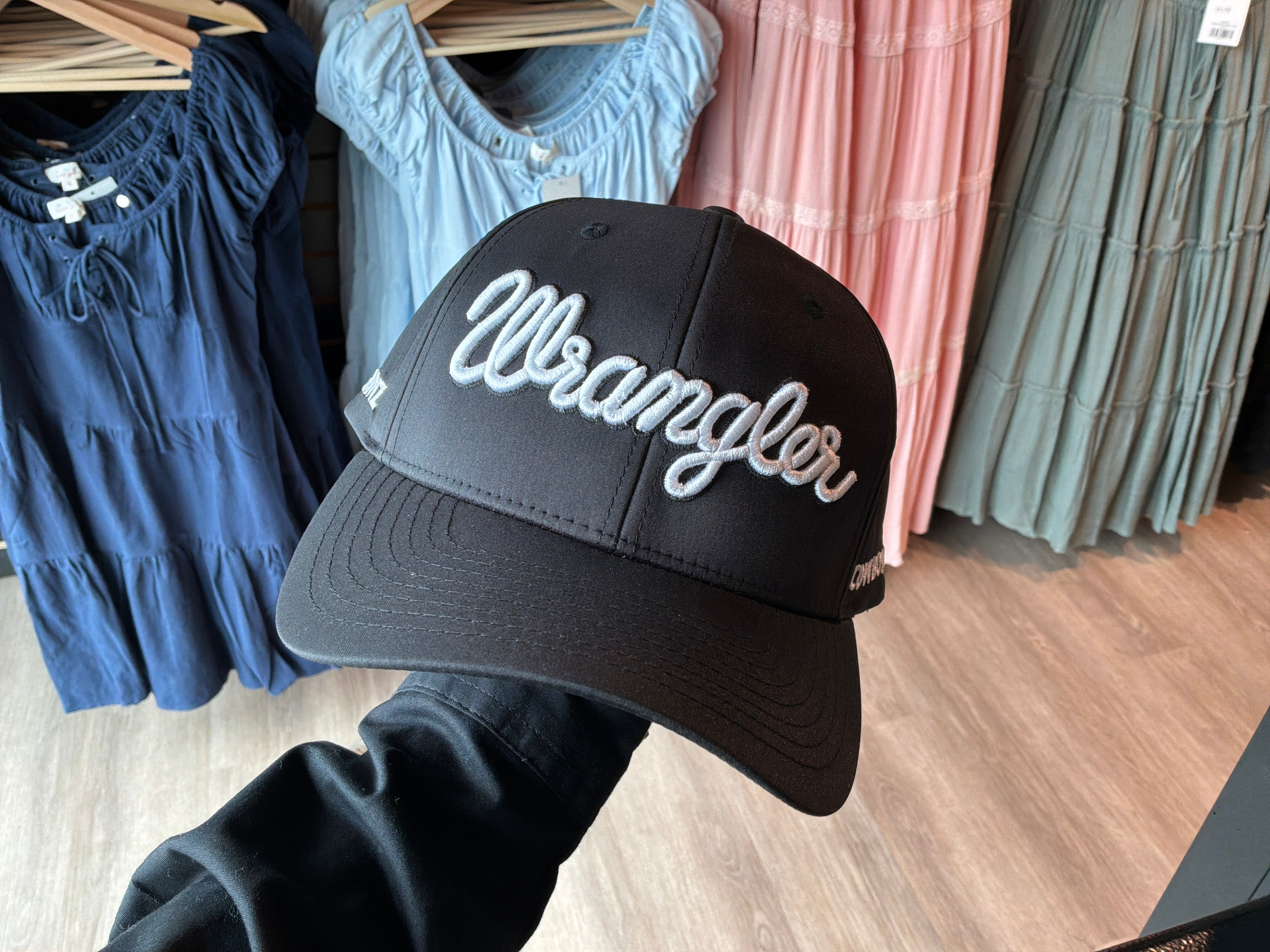 Wrangler Hat - Black / White