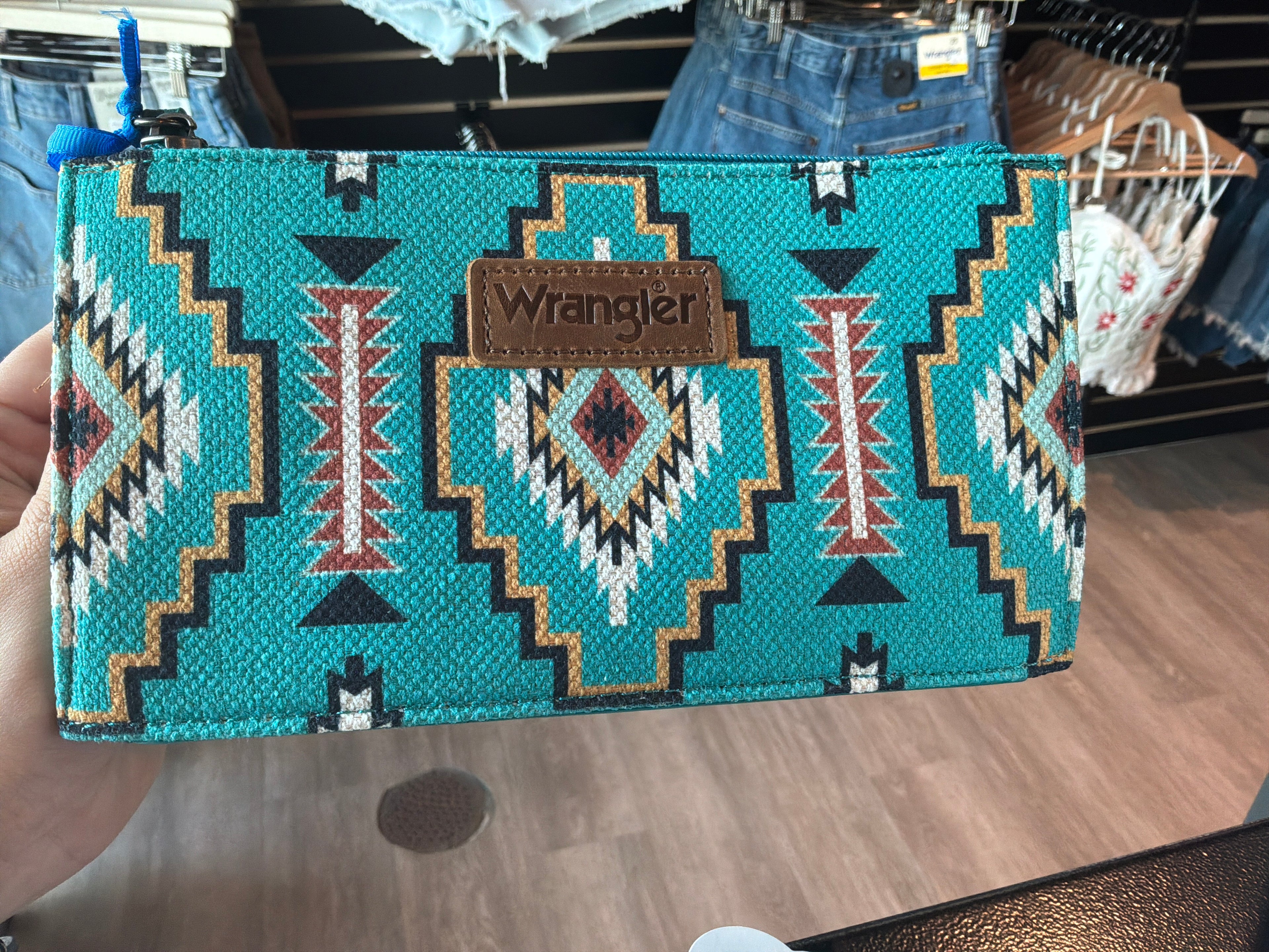 Wrangler Aztec Print Zip Around Wristlet Wallet