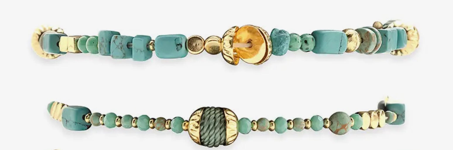 Turquoise and Gold Square & Circle Beaded Bracelet