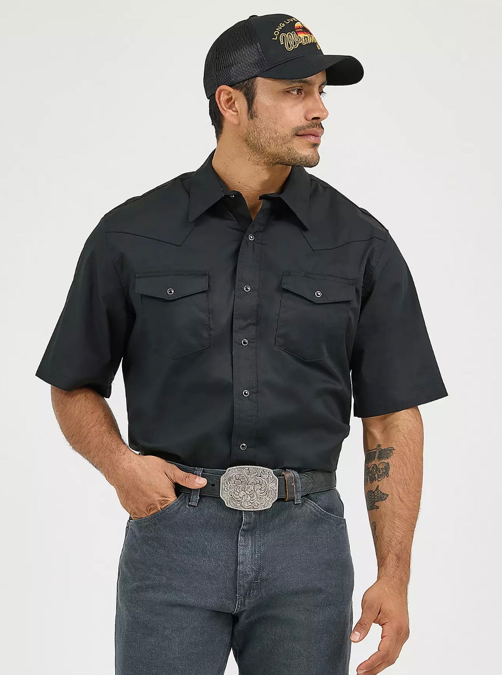 Men’s Wrangler Short Sleeve Solid Western Snap Sport Shirt