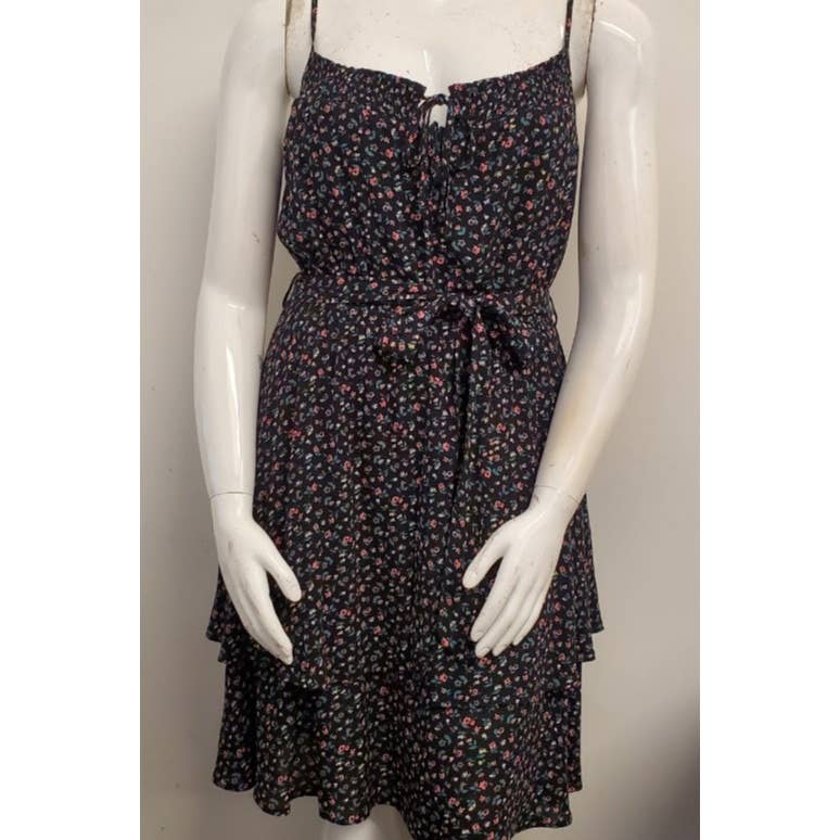 PLUS SIZE DITSY FLORAL TIE WAIST TIERED MIDI DRESS: Black