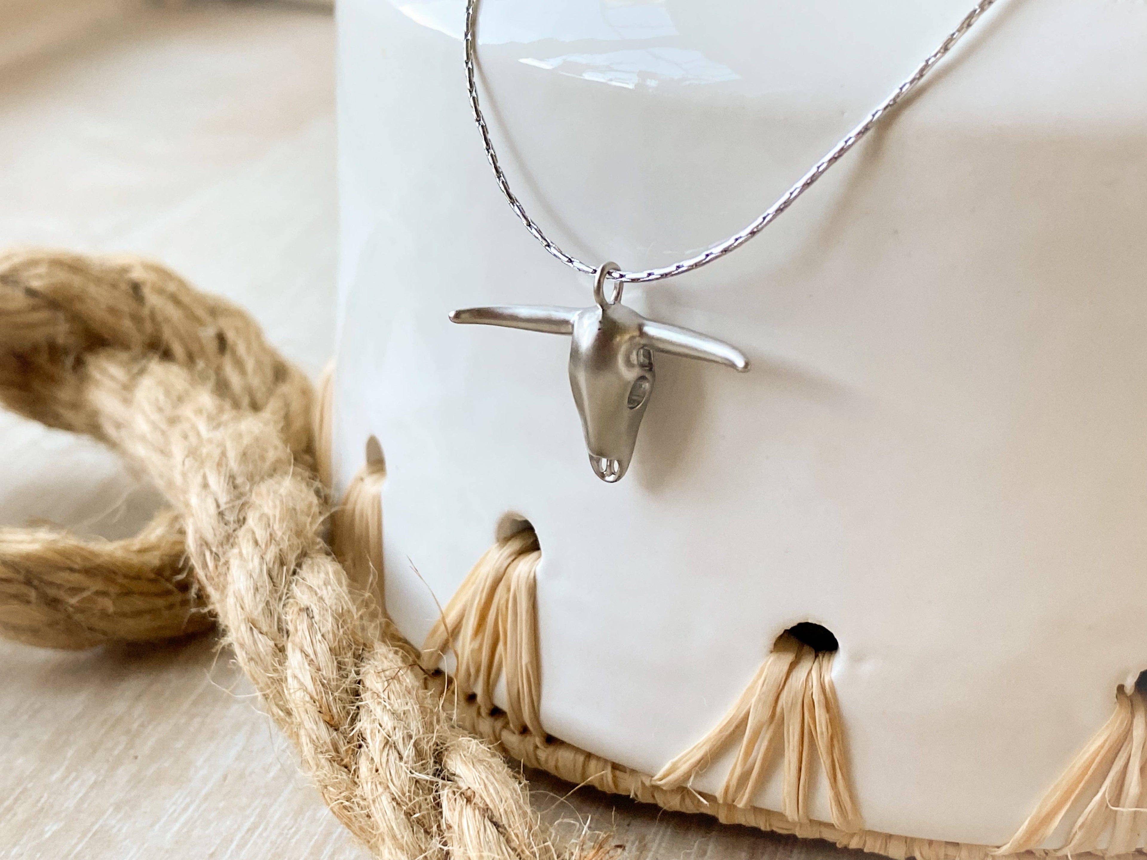 Longhorn Necklace: Silver
