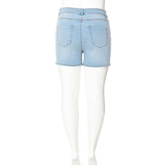 PLUS SIZE DENIM BASIC CLEAN HEM SHORTS: Medium Wash